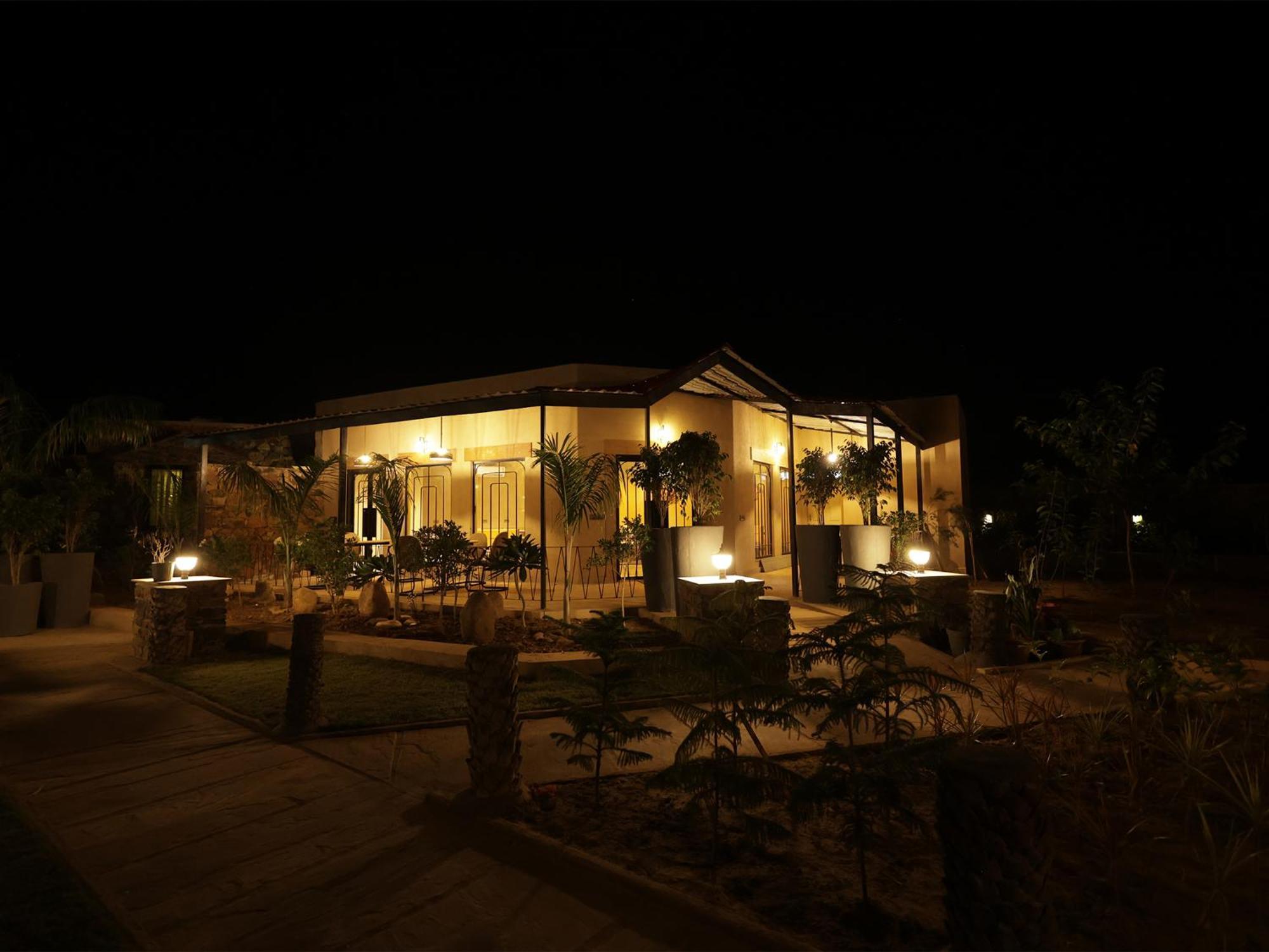 Meladin Sariska Villa Tehla Luaran gambar