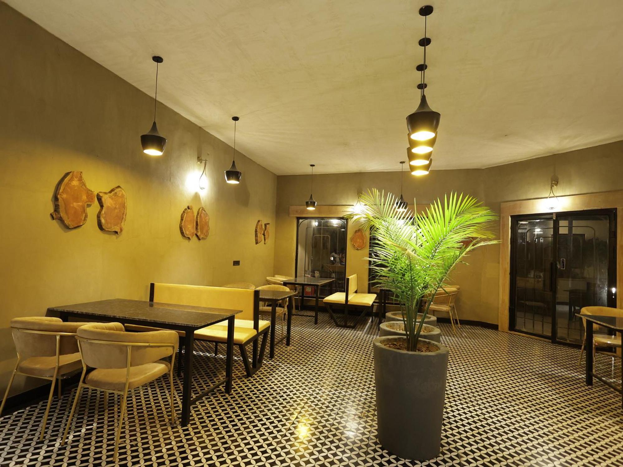 Meladin Sariska Villa Tehla Luaran gambar