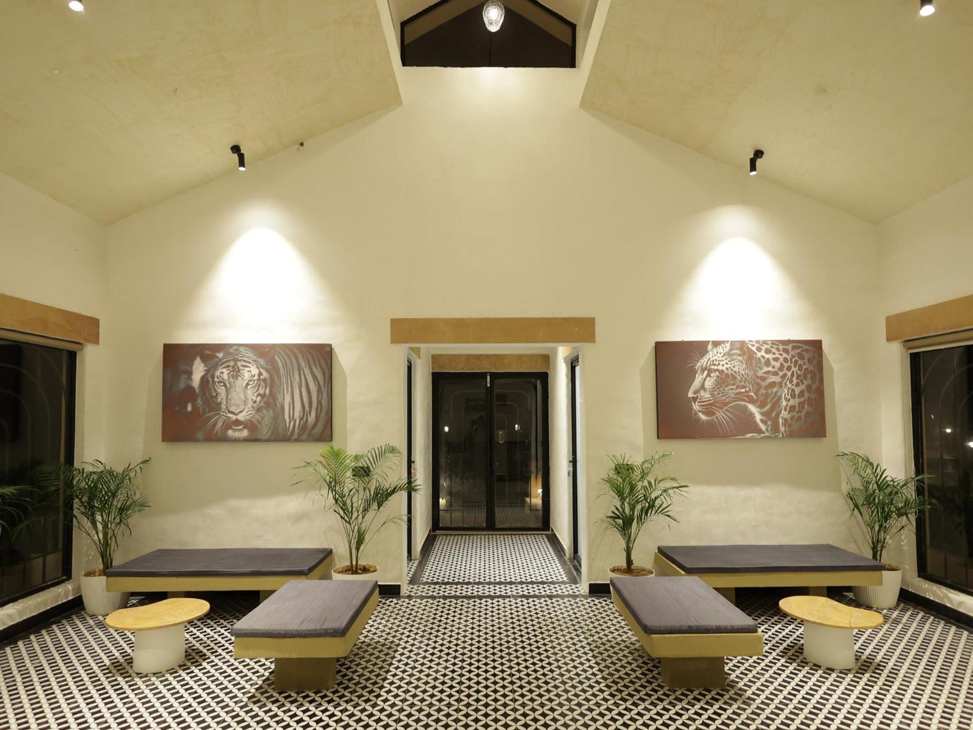 Meladin Sariska Villa Tehla Luaran gambar