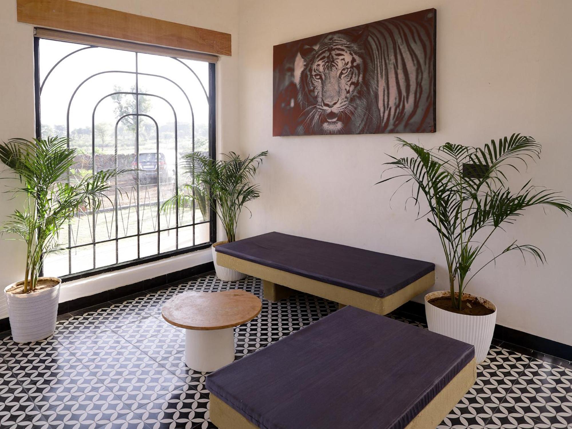 Meladin Sariska Villa Tehla Luaran gambar