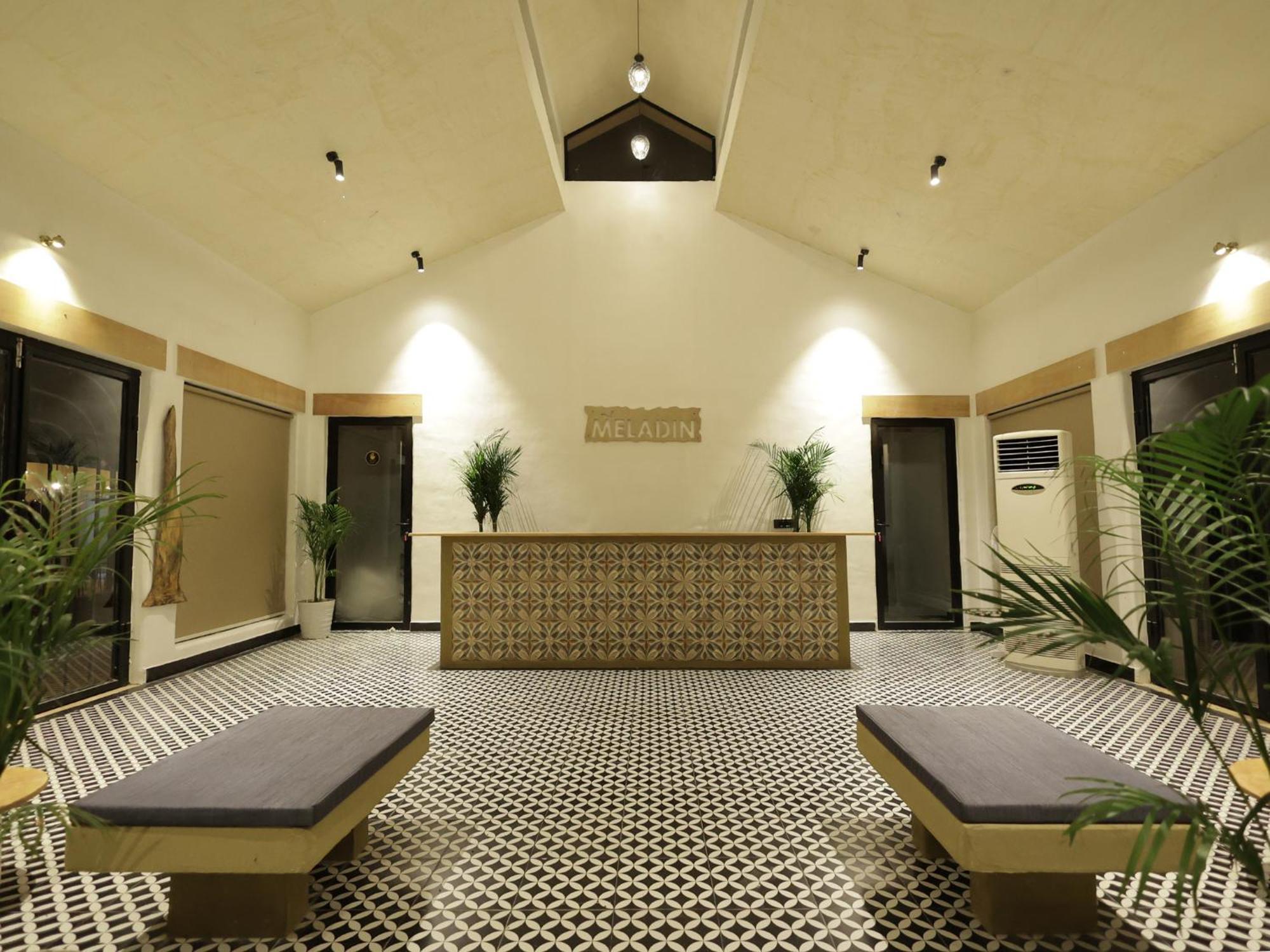 Meladin Sariska Villa Tehla Luaran gambar