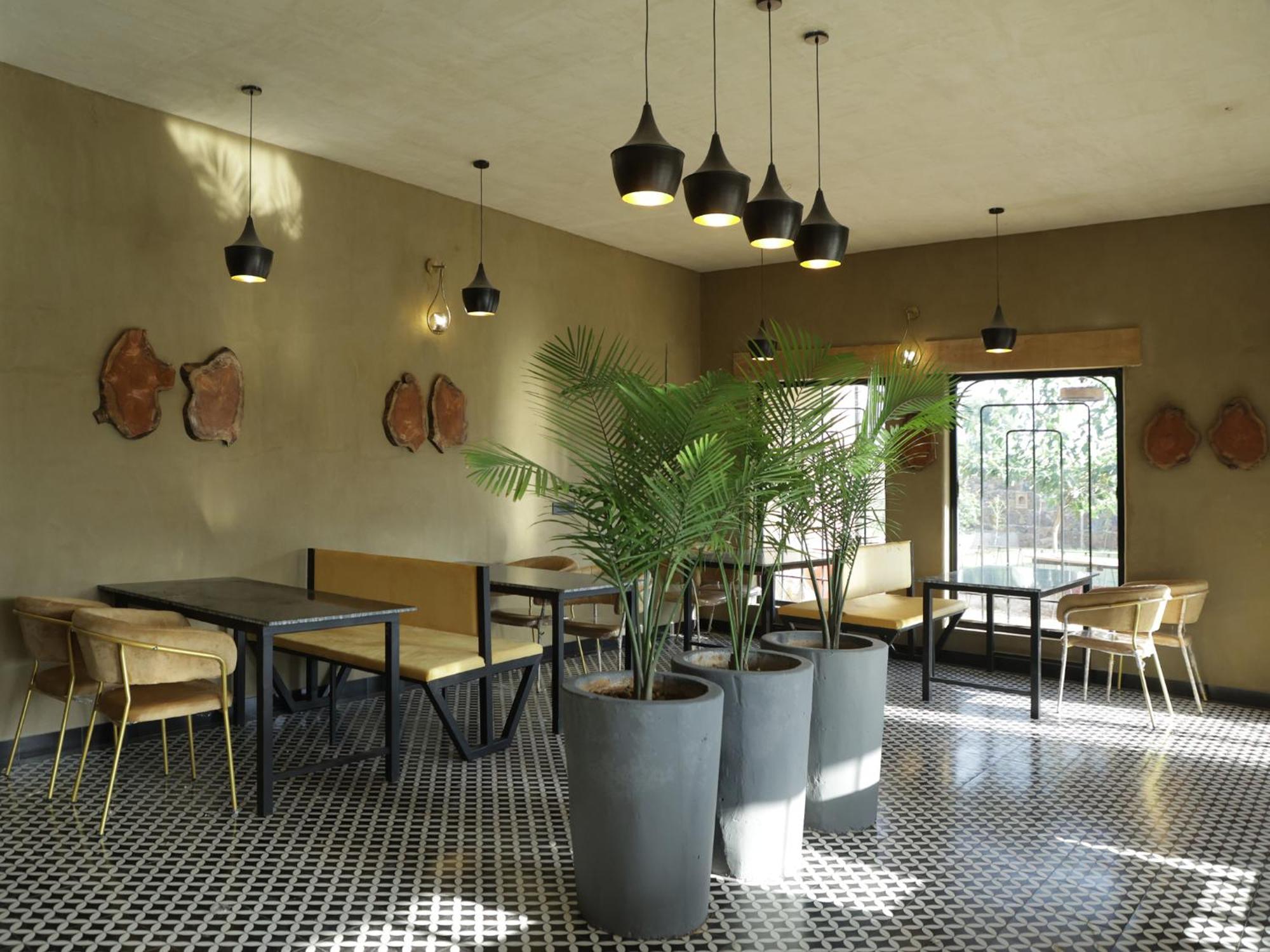 Meladin Sariska Villa Tehla Luaran gambar